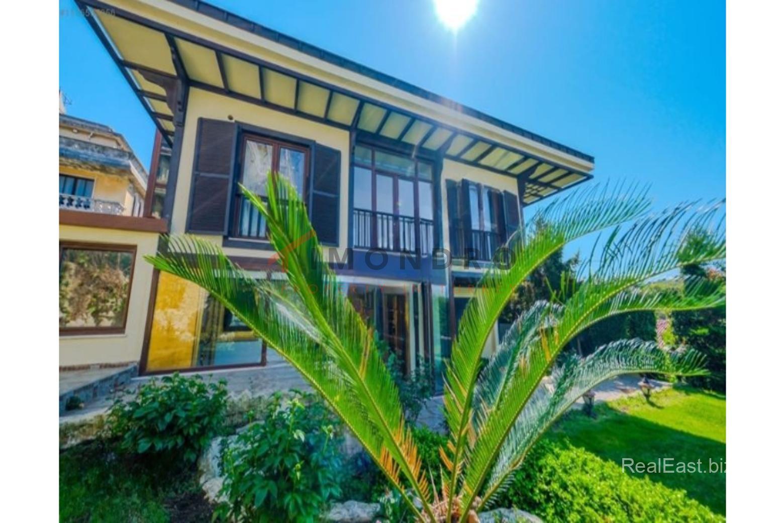 Spacious Apartment in Scenic Uskudar, Istanbul